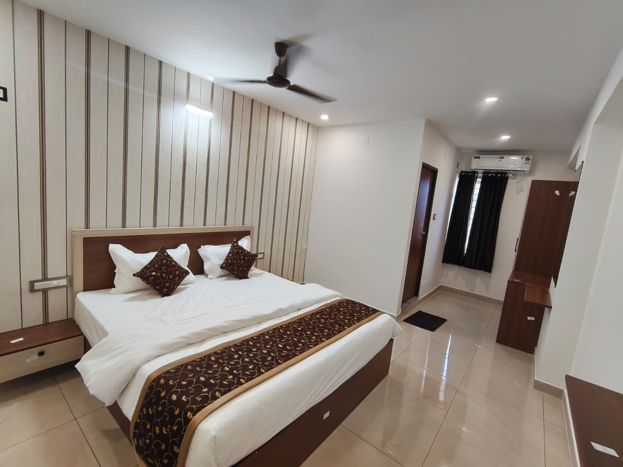 Deluxe Double AC Room at Radha Grand Inn